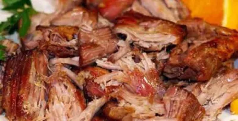 Receta de CARNE DE CERDO CON GUÍNEO